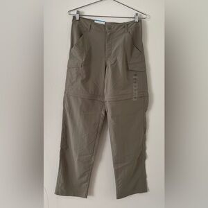 NWT Columbia Cargo Pants Size XS